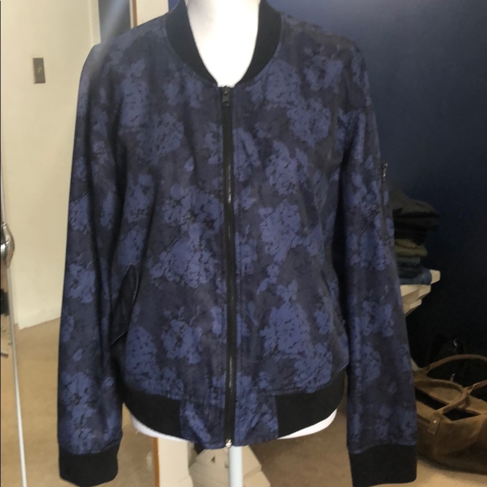 Silence and noise bomber